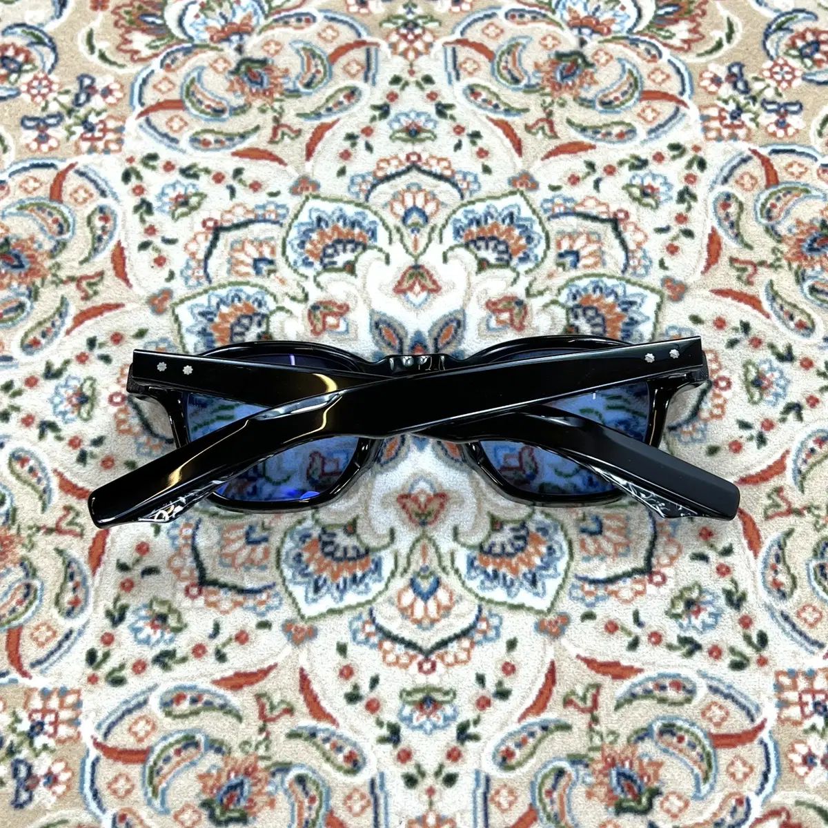 ポラリス サングラス