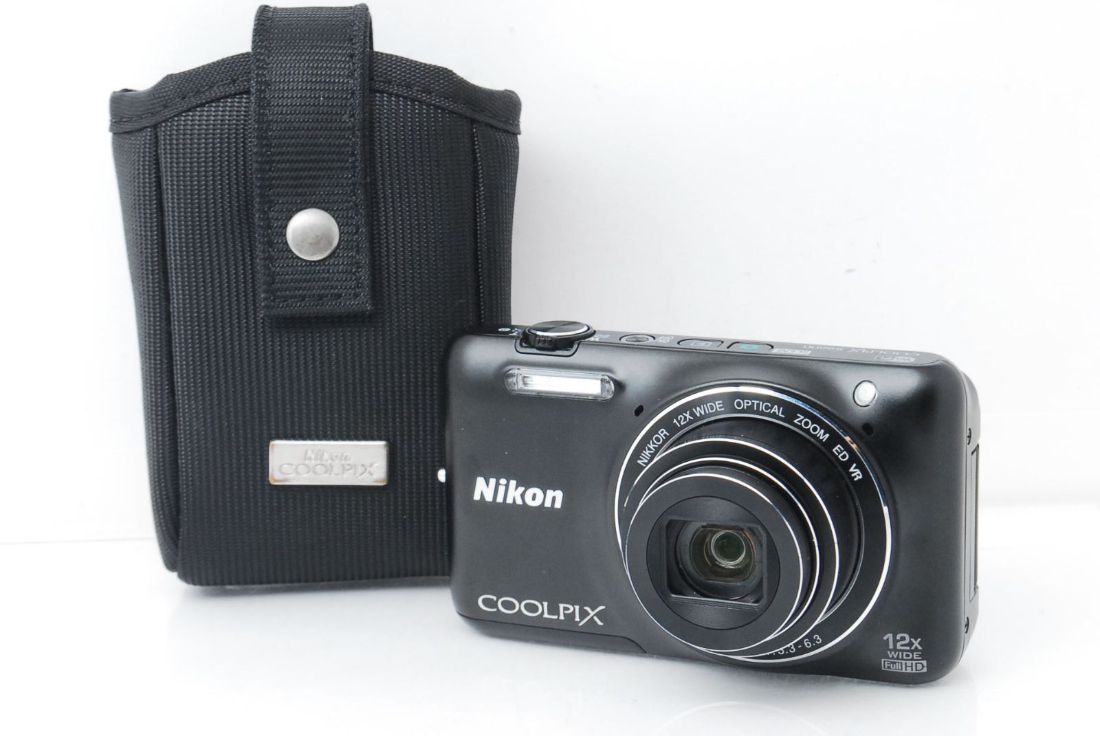 ☆シックなブラック！スタイリッシュ撮影！Wi-Fi機能搭載☆ニコン