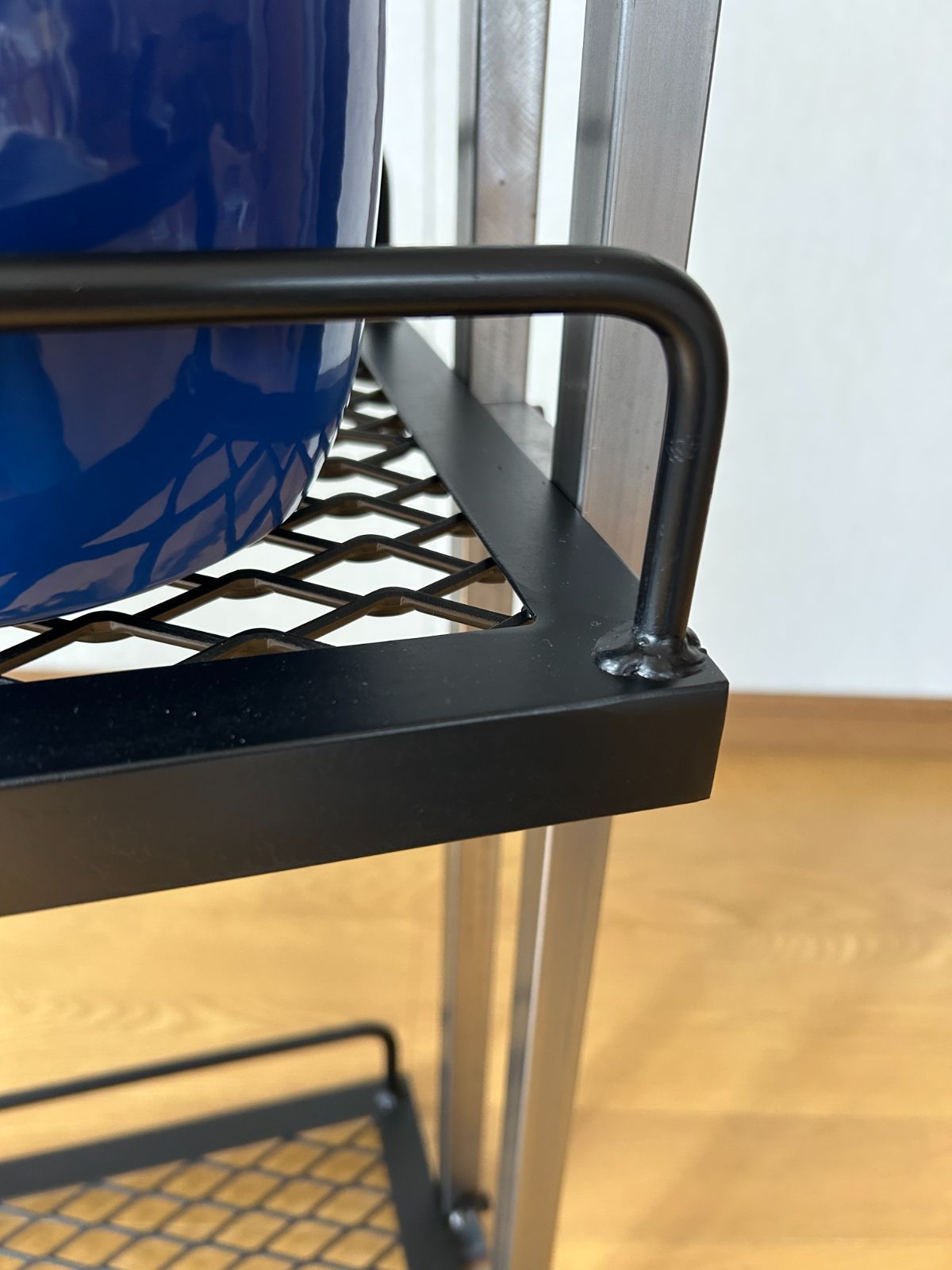 キッチン3段シェルフ スタイリッシュ オシャレ アイアン家具 - メルカリ