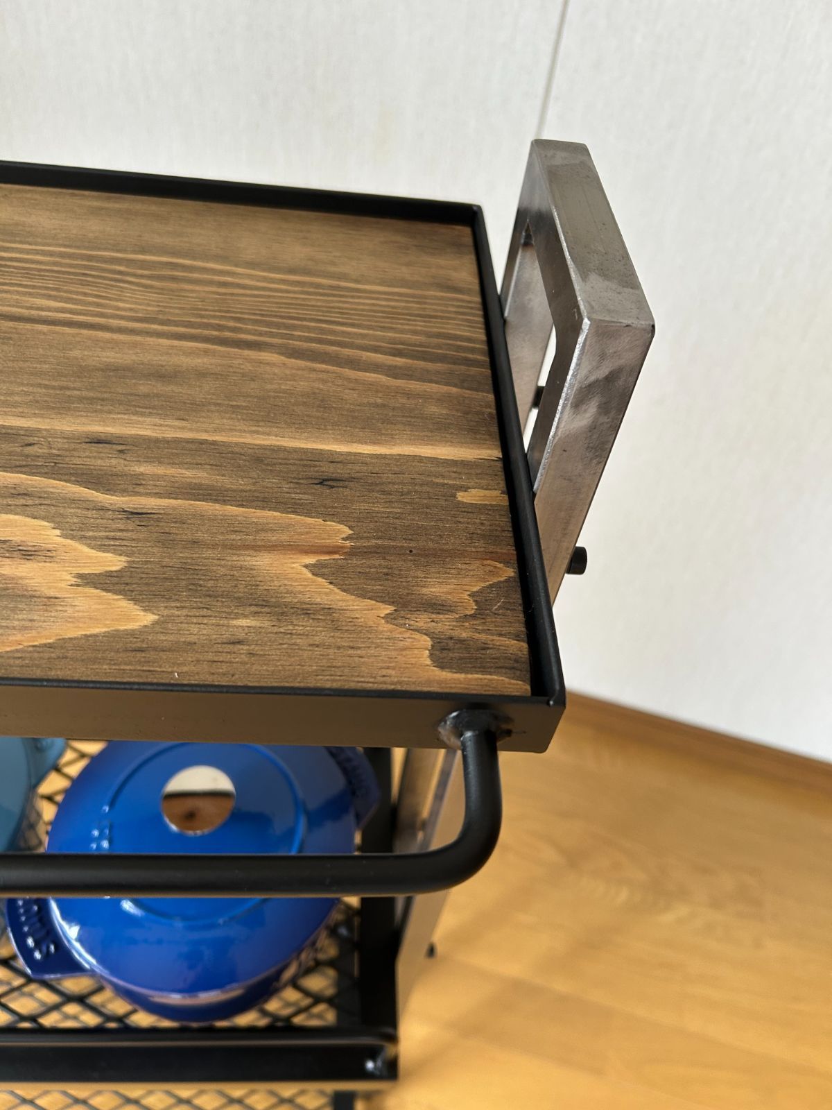 キッチン3段シェルフ　スタイリッシュ　オシャレ　アイアン家具 キッチン3段シェルフ スタイリッシュ オシャレ アイアン家具 - メルカリ