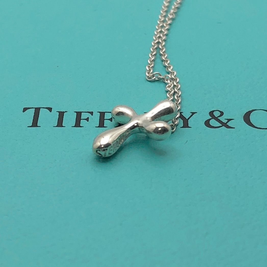 美品=【Tiffany & Co.(ティファニー)】スモールクロス ティアドロップ