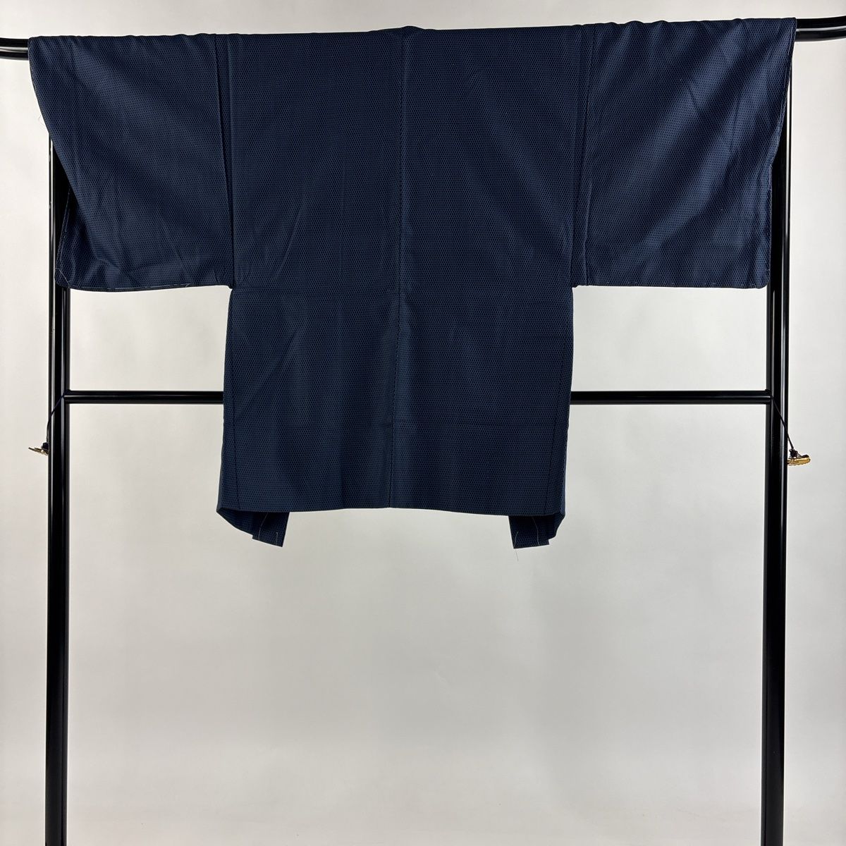 男着物 身丈91 cm 裄丈69 S 羽織 亀甲絣 紺色 正絹