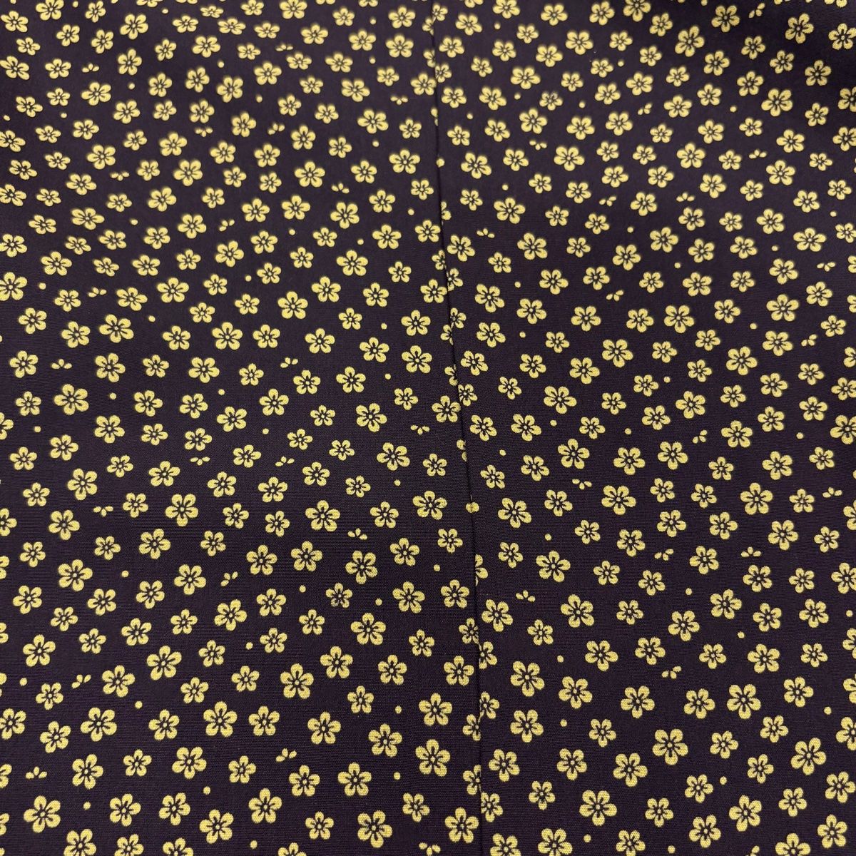 和装コート角衿 地紋