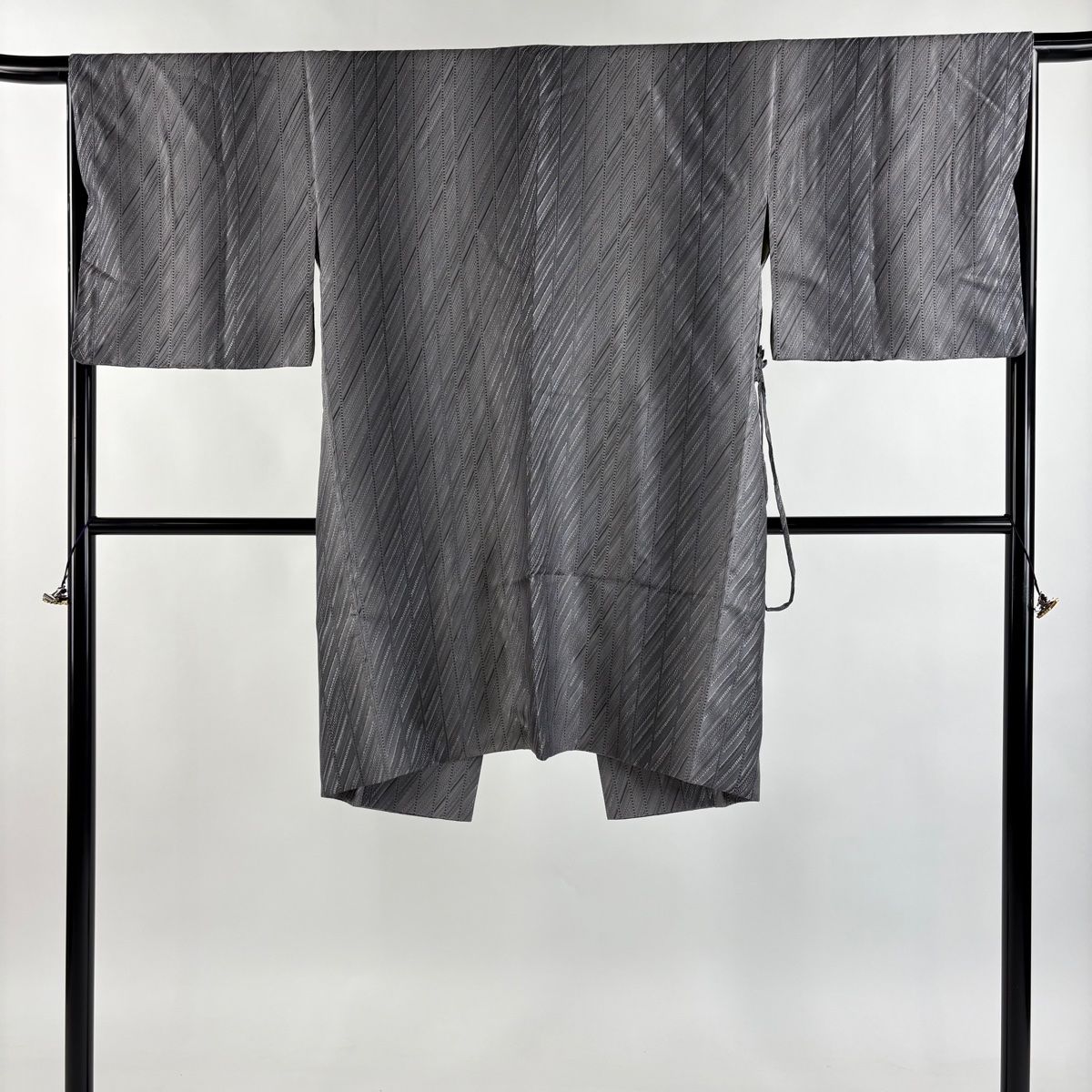 道中着 身丈103 cm 裄丈65.5 M 和装コート 着物衿 斜縞 縦縞 灰色 正絹