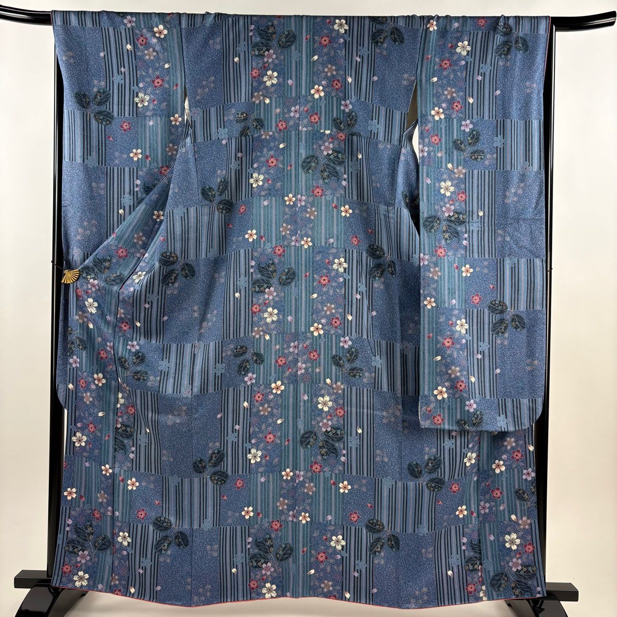 振袖 身丈162.5cm 裄丈67.5cm L 袷 鈴乃屋 桜 梅 金彩 青灰色 正絹