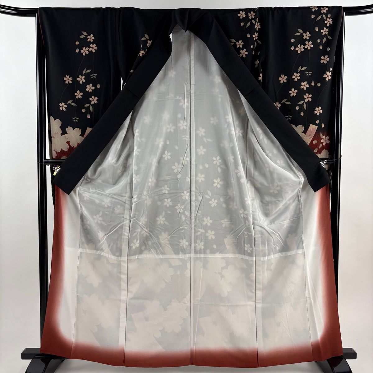 振袖 身丈163cm 裄丈67.5cm L 袷 洗える着物 桜 短冊 染め分け 金彩 黒