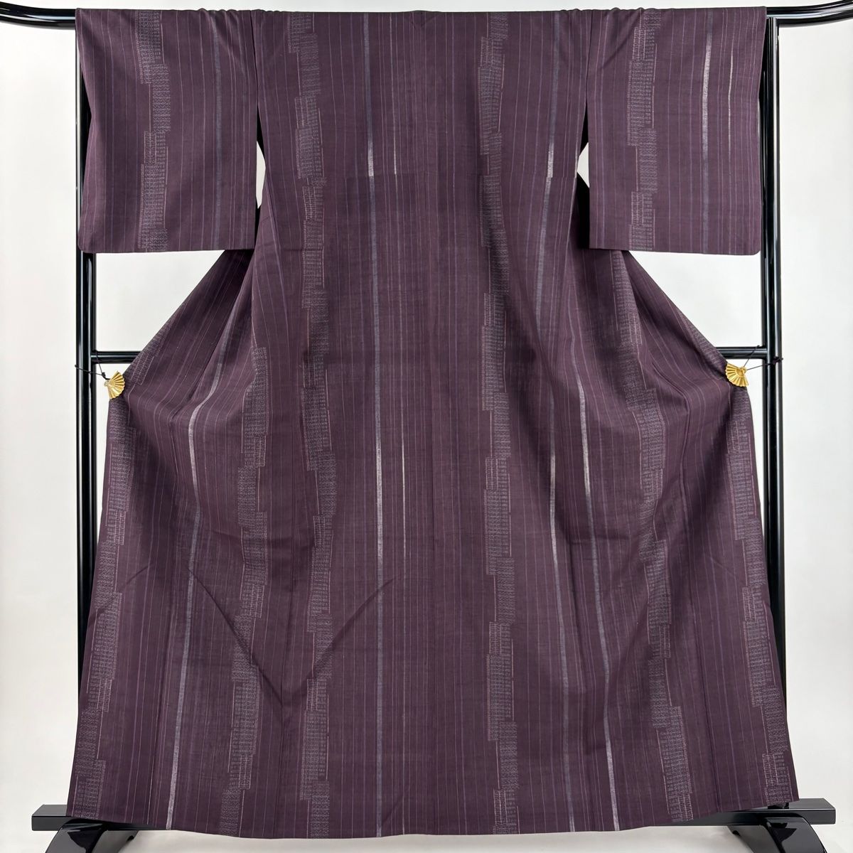 【未使用　トールサイズ】結城紬　単衣　色無地　古代紫　裄丈72 身丈176 楽天市場】結城紬 正絹 濃青紫 無地 未仕立て 反物 伝統工芸品 お洒落