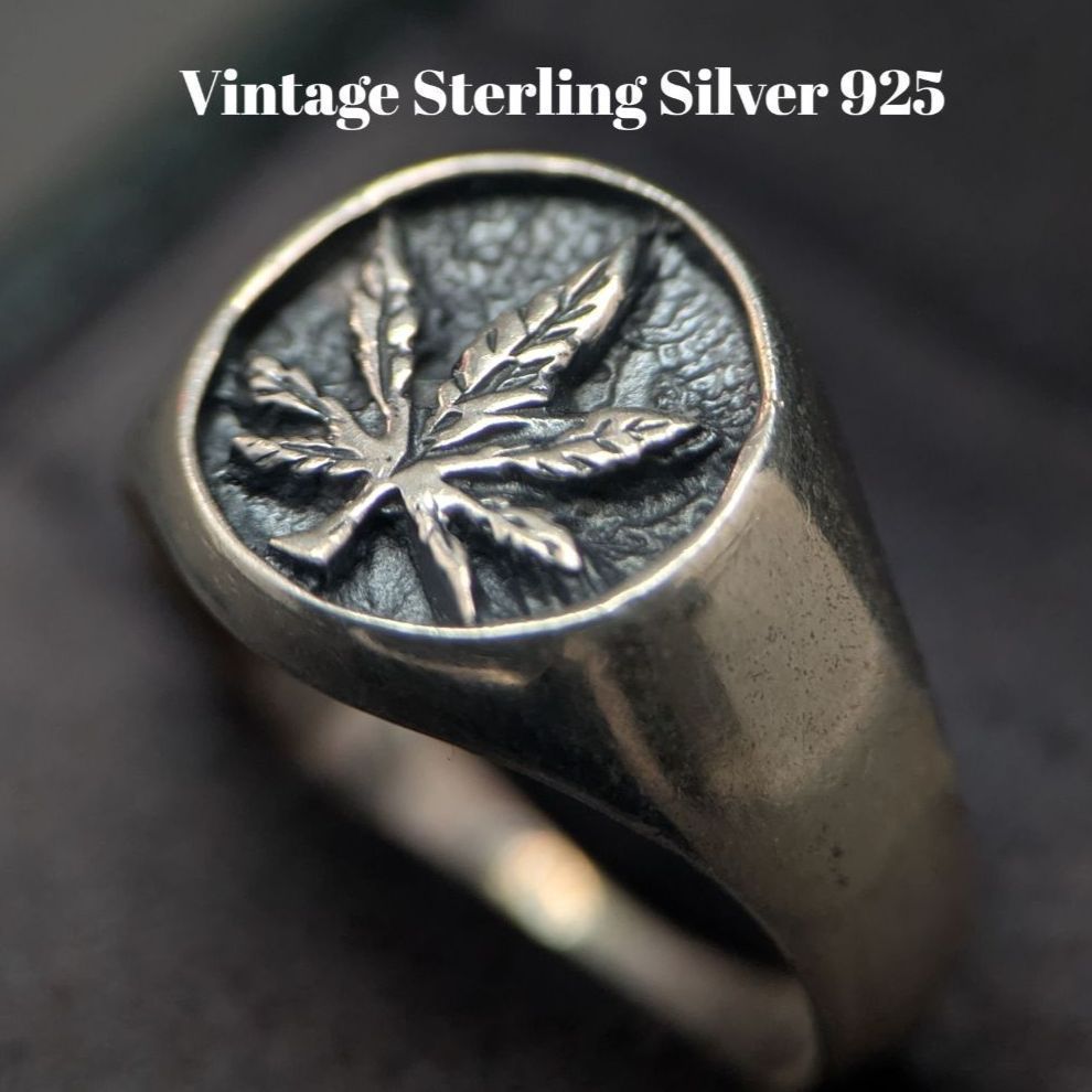 18号 スターリングシルバー925 刻印 シグネットリング カンナビス