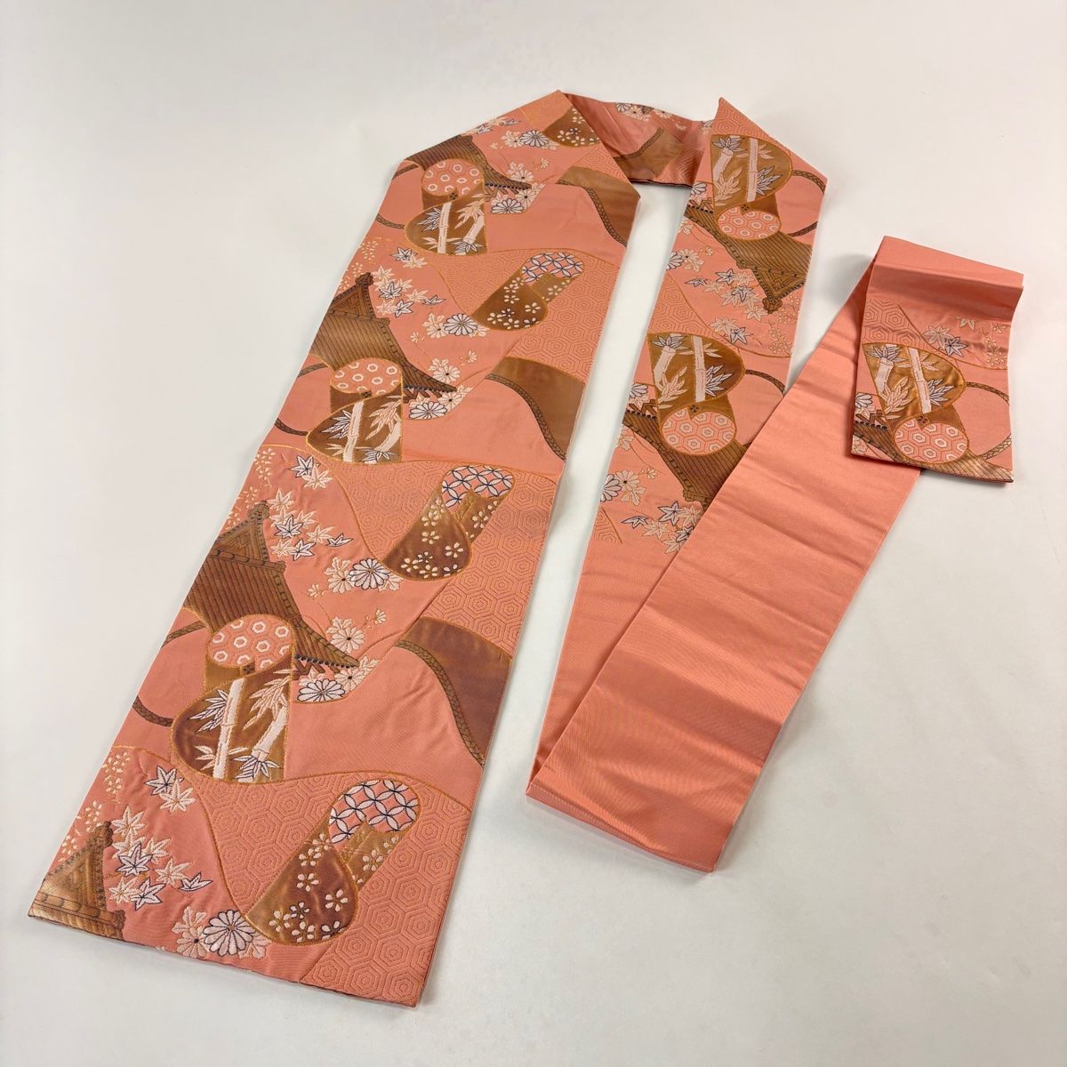 開き名古屋帯 美品 やふそ紅型工房 草花 琉球びんがた ピンク 正絹 【中古】 開き名古屋帯 美品 やふそ紅型工房 草花 琉球びんがた ピンク 正絹