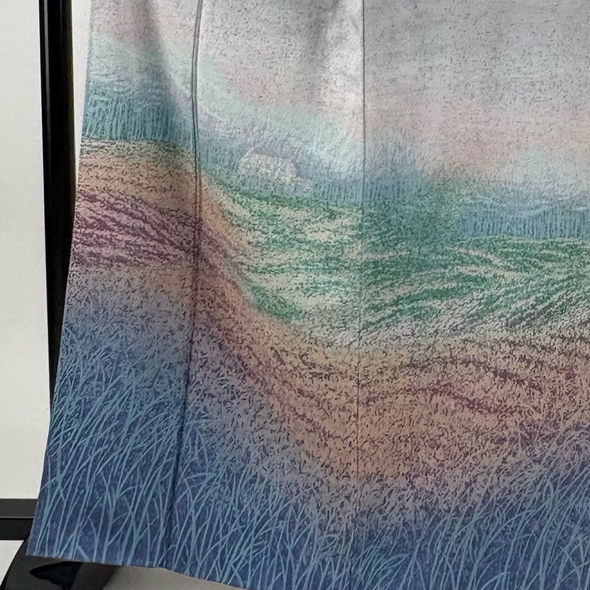 訪問着 身丈165 cm 裄丈66.5 M 袷 中嶋博司 落款 花畑 風景 ぼかし 染め分け 薄紫 正絹 秀品