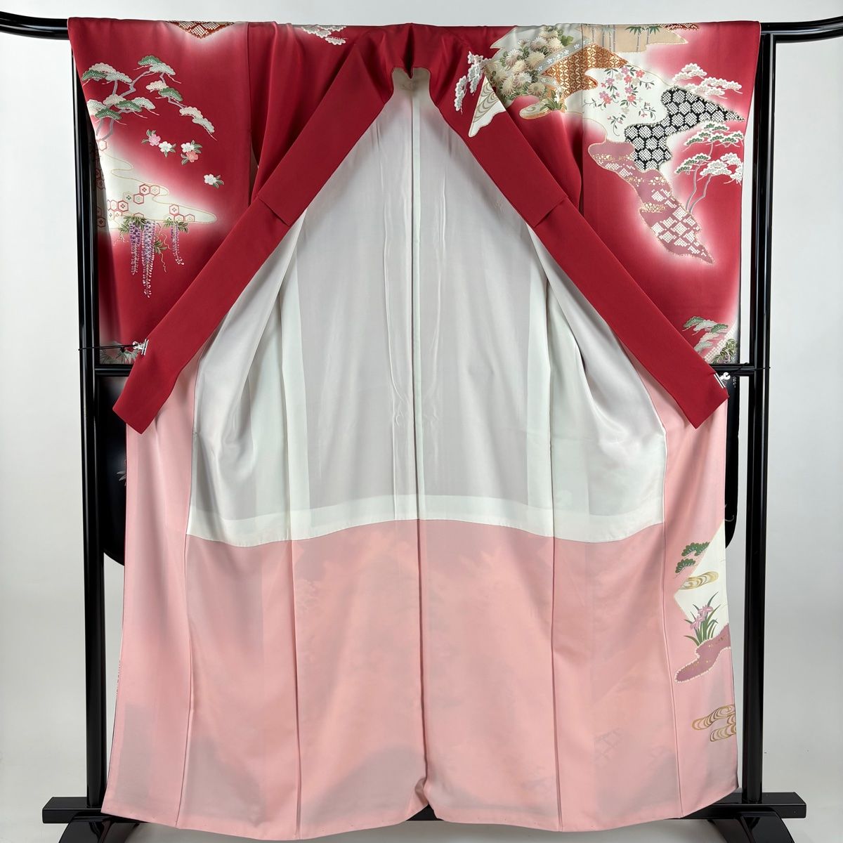 振袖 身丈159cm 裄丈67cm M 袷 牡丹 鳥 金彩 ぼかし 赤 正絹 秀品