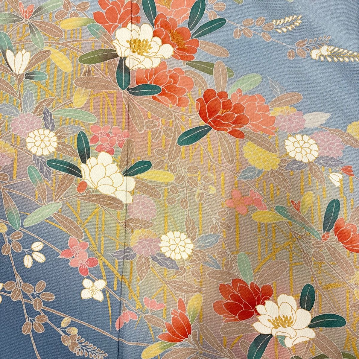 ［3943］訪問着 美品 霞草花文 ぼかし 金彩 正絹 着物 袷 訪問着 着物 未使用 正絹 袷 霞ぼかし 黄金糸 花唐草 金彩加工 箔