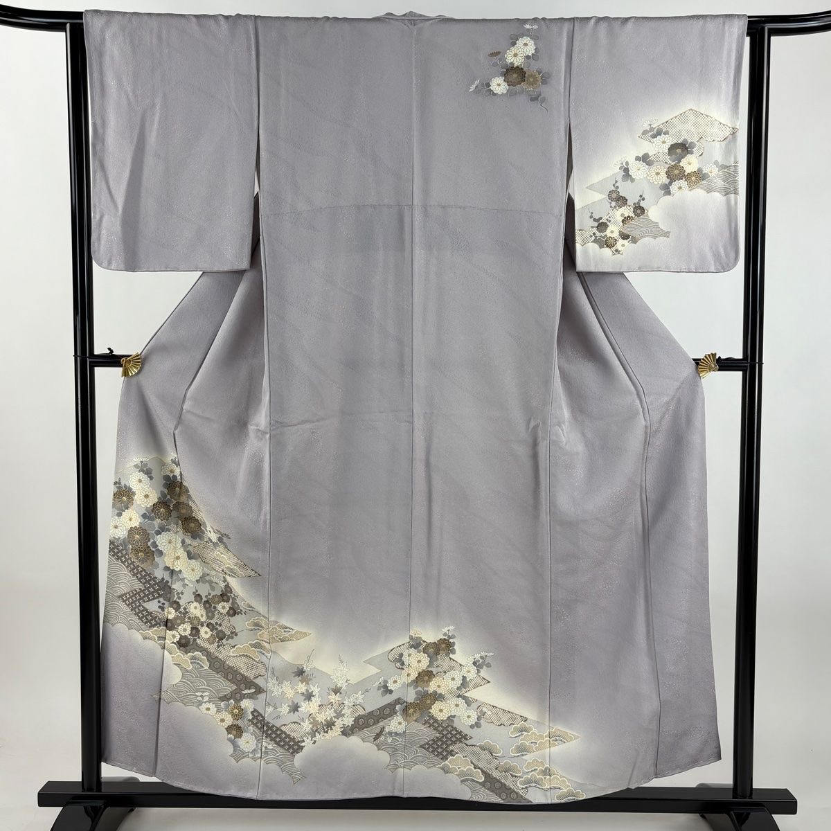 訪問着 身丈157 cm 裄丈64.5 M 袷 菊 松梅 金彩 ぼかし 薄紫 正絹 秀品