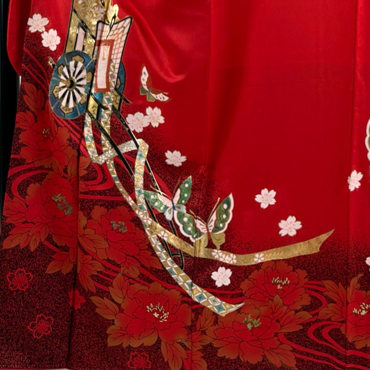 振袖 身丈163cm 裄丈69cm L 袷 御所車 牡丹 金銀彩 赤 正絹 秀品