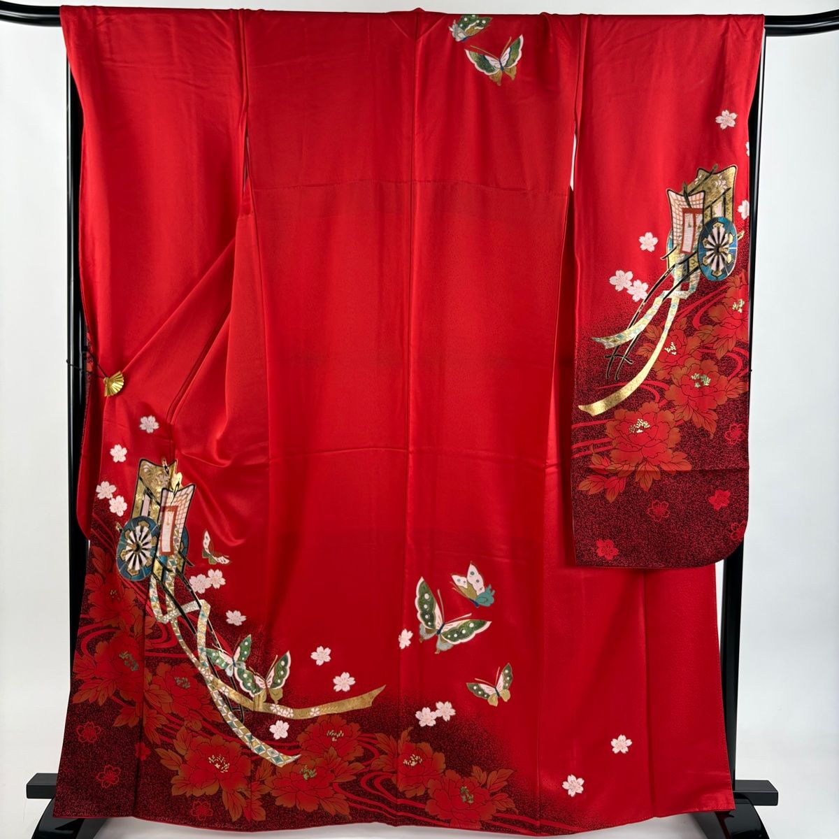 振袖フルセット(7点)・赤・舞蝶・牡丹・金銀彩・箔・暈し染・箔・正絹 振袖フルセット(7点)・赤・舞蝶・牡丹・金銀彩・箔・暈し染・箔・