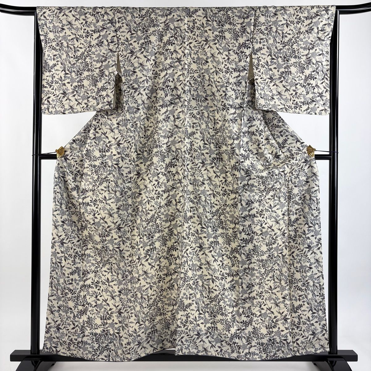 小紋 身丈158 cm 裄丈66.5 M 袷 桜 草花 金通し ベージュ 正絹