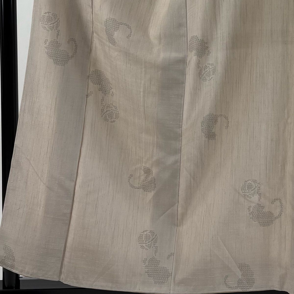 紬 身丈159 cm 裄丈68 L 袷 猫 毛糸 薄茶色 正絹