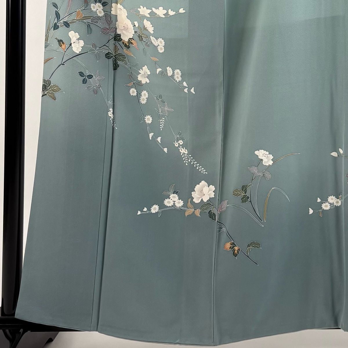 訪問着 身丈160.5 cm 裄丈62.5 S 袷 百貫達雄 落款 枝花 菊 ぼかし 灰緑 正絹