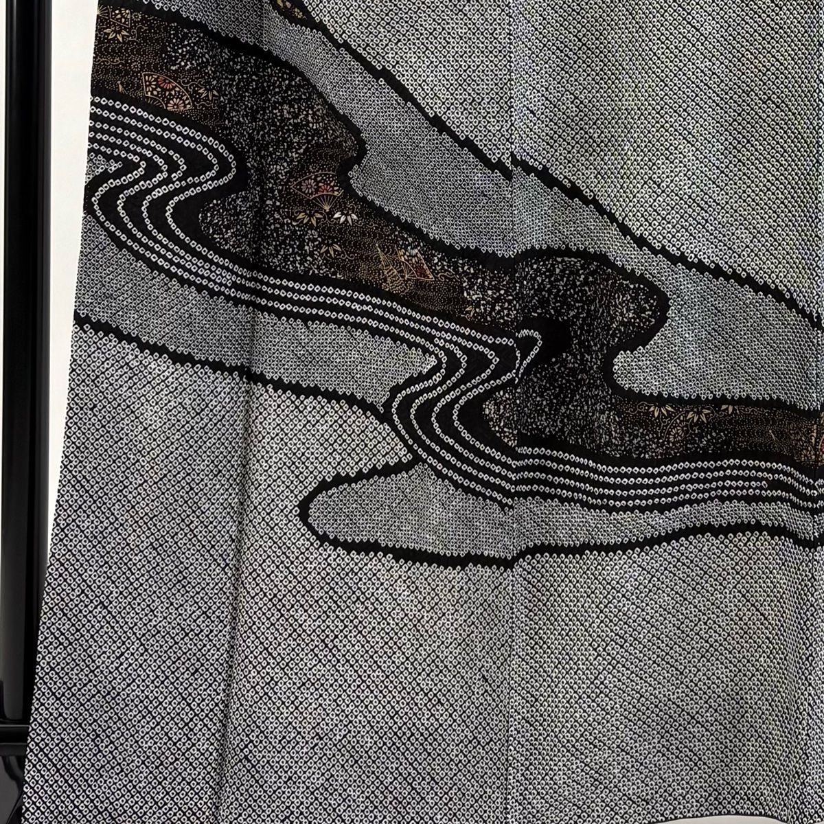 訪問着 身丈164 cm 裄丈65 M 袷 流水 扇 総絞り 金銀彩 黒灰 正絹