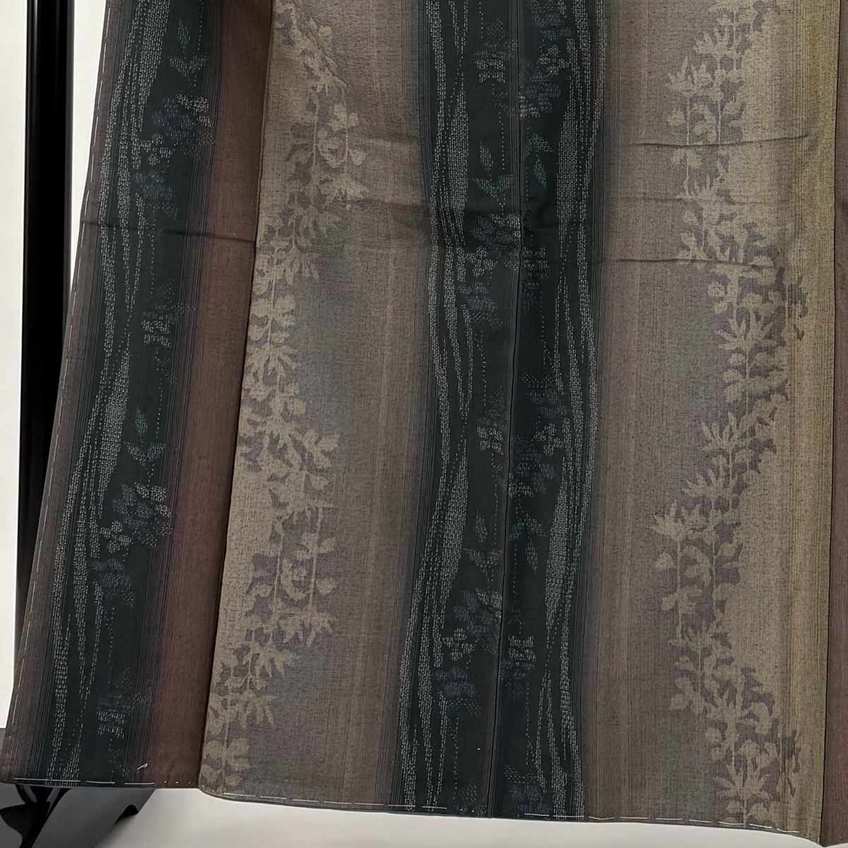 結城紬 身丈162 5 cm 裄丈67 M 袷 はたおり娘 やまと 証紙 草花 亀甲絣 灰紫 正絹 上下セット 速乾素材