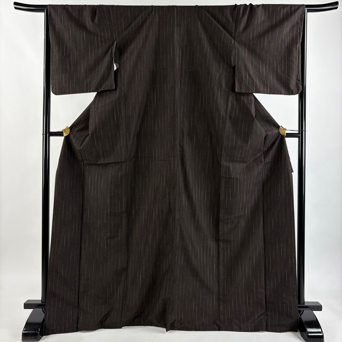 大島紬 身丈171 cm 裄丈67.5 L 袷 純泥染 証紙 幾何学模様 焦茶色 正絹 名品