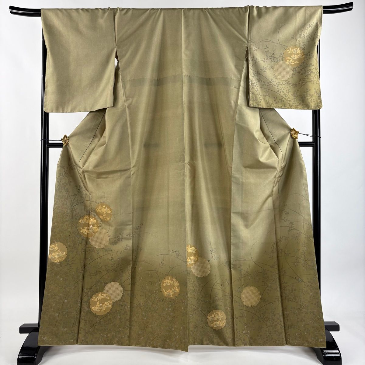 付下げ 身丈166 cm 裄丈69 5 L 袷 紬地 雪輪 草花 刺繍 金彩 鶯色 正絹