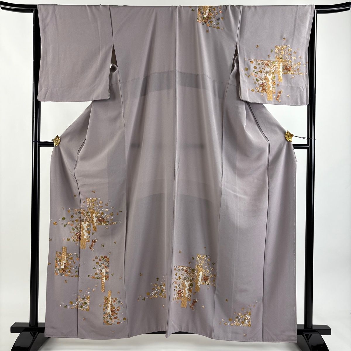 付下げ 身丈161 5 cm 裄丈66 M 袷 草花 器物 刺繍 金糸 薄紫 正絹