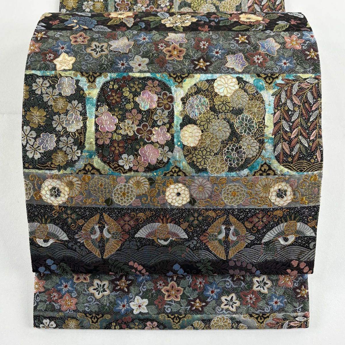 袋帯 名品 菊 梅 螺鈿 金銀彩 黒 六通 正絹 【中古】 - メルカリ