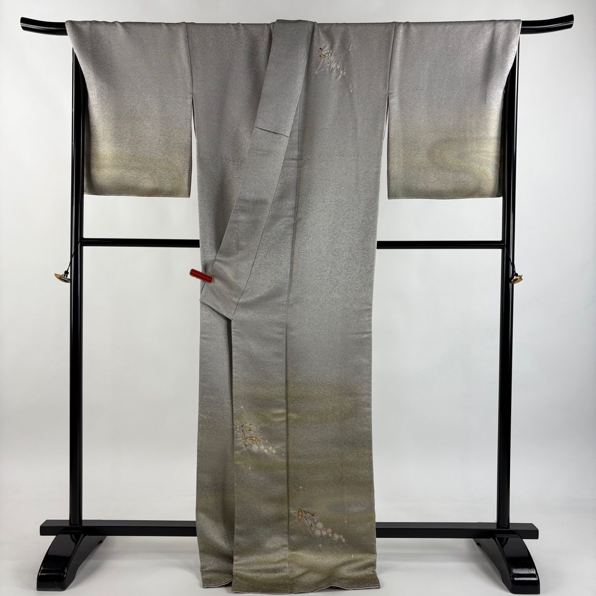  付下げ 身丈170 cm 裄丈71 5 L 袷 初代 久保田一竹 落款 葉柄 霞 金通し 絞り 灰紫 正絹 訪問着 付け下げ 着物