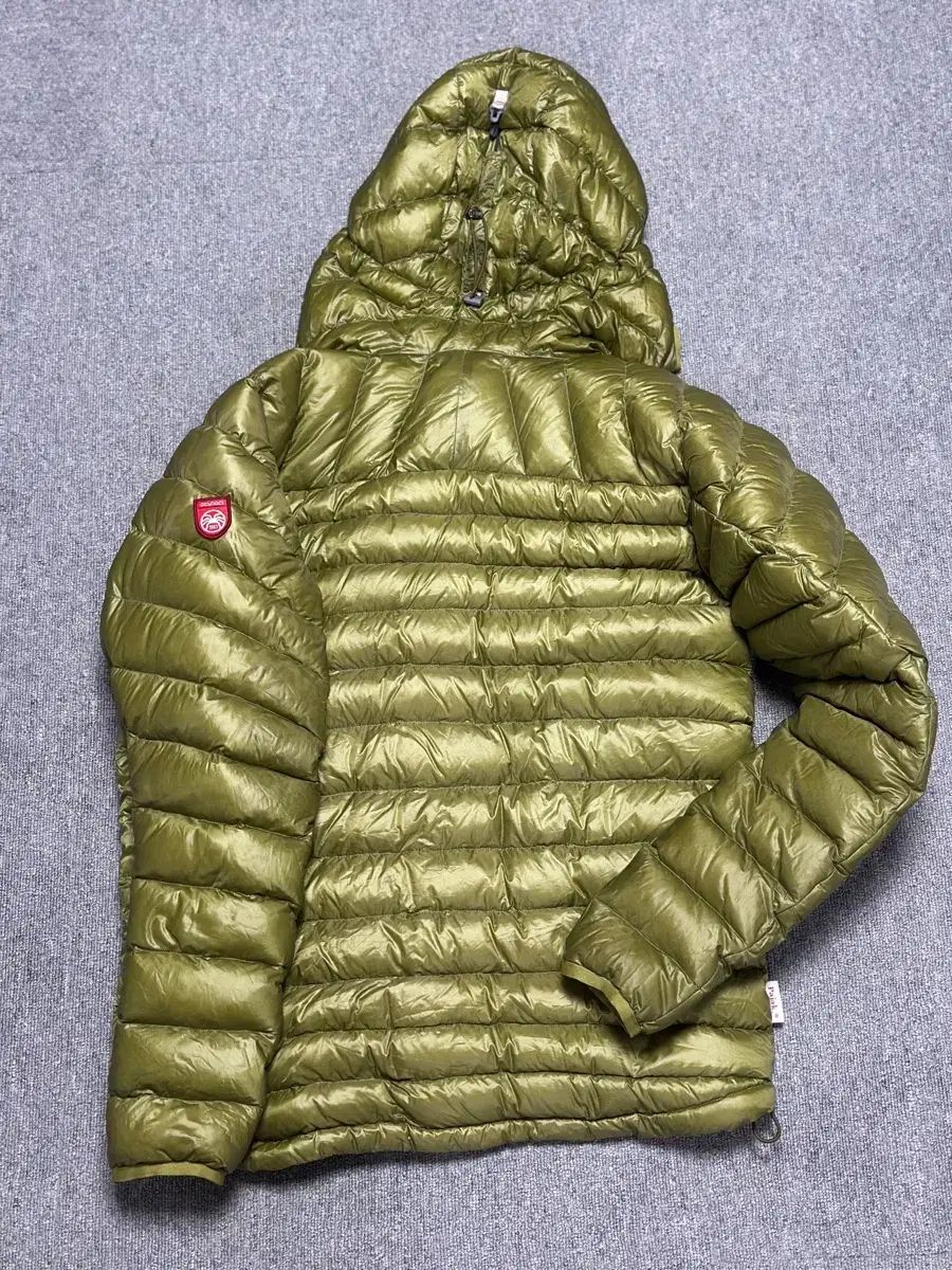 パラディウム 軽量ダウン FANTOM XL