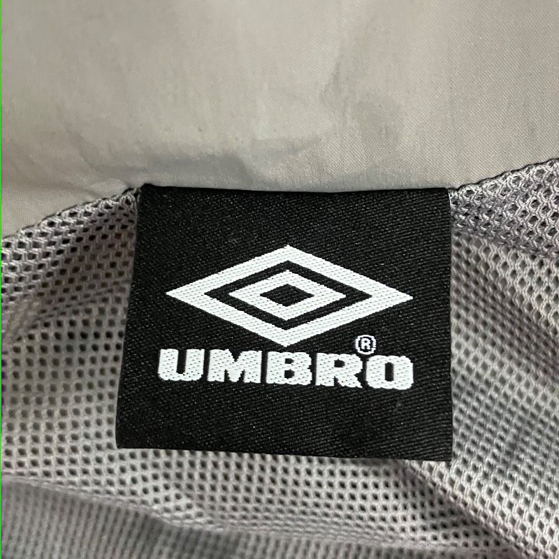 UMBRO アンブロ ナイロンジャケット トラックジャケット L グレー