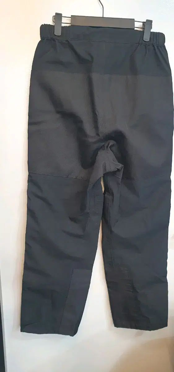  ゴアテックス 黒 ズボン サイズ 90 その他 アウター