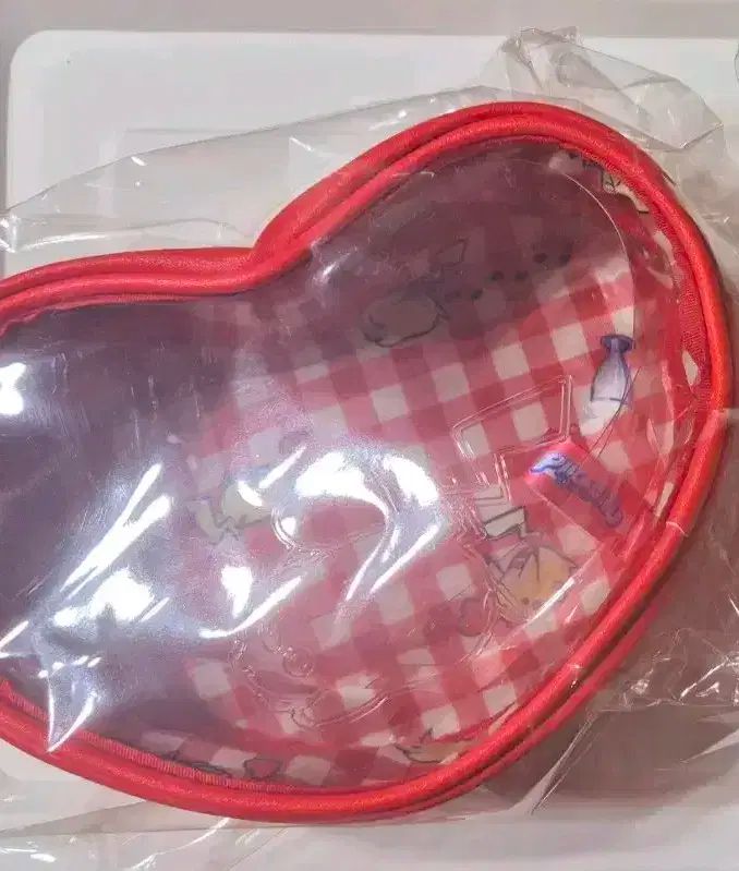 ダイナー ピカチュウ ハート ポーチ チュッ