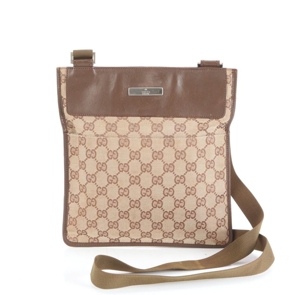 美品 グッチ GG キャンバス レザー ショルダーバッグ 斜め掛け