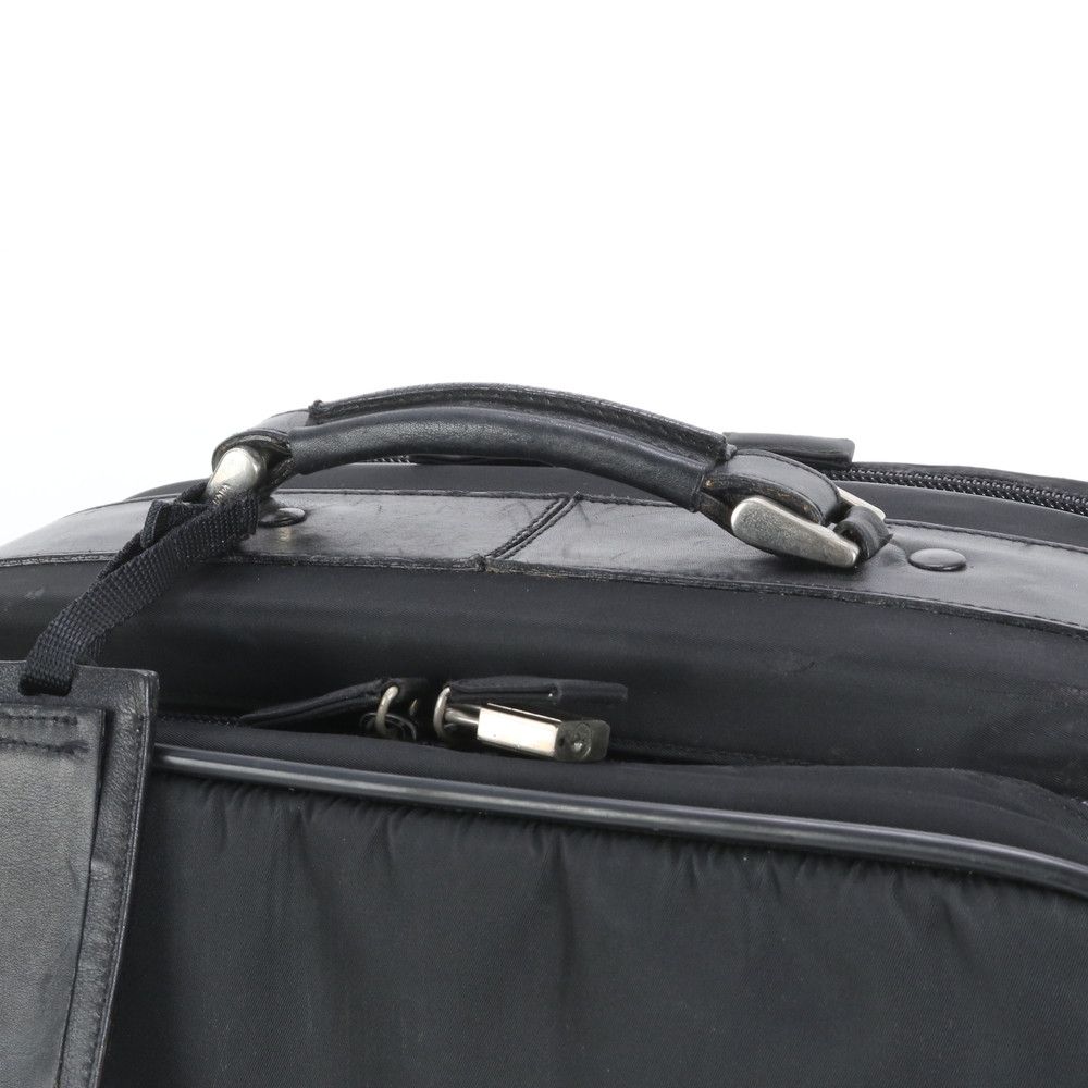 鑑定済】ギャランティカード付 プラダ ビジネスバッグ ナイロン 黒 A4