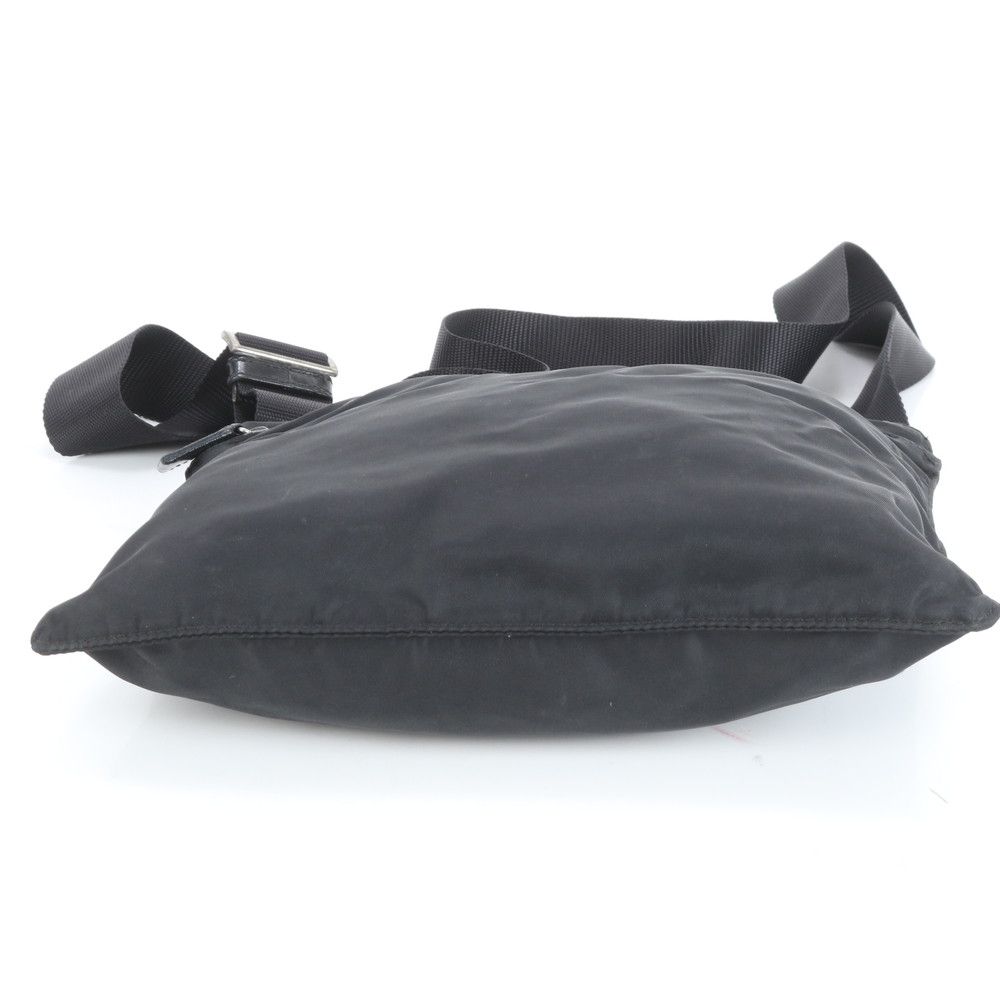 美品　プラダ ショルダーバッグ 三角 テスートナイロン レザー ブラック 極美品☆PRADA プラダ ショルダーバッグ 三角ロゴ ナイロン サコッシュ黒