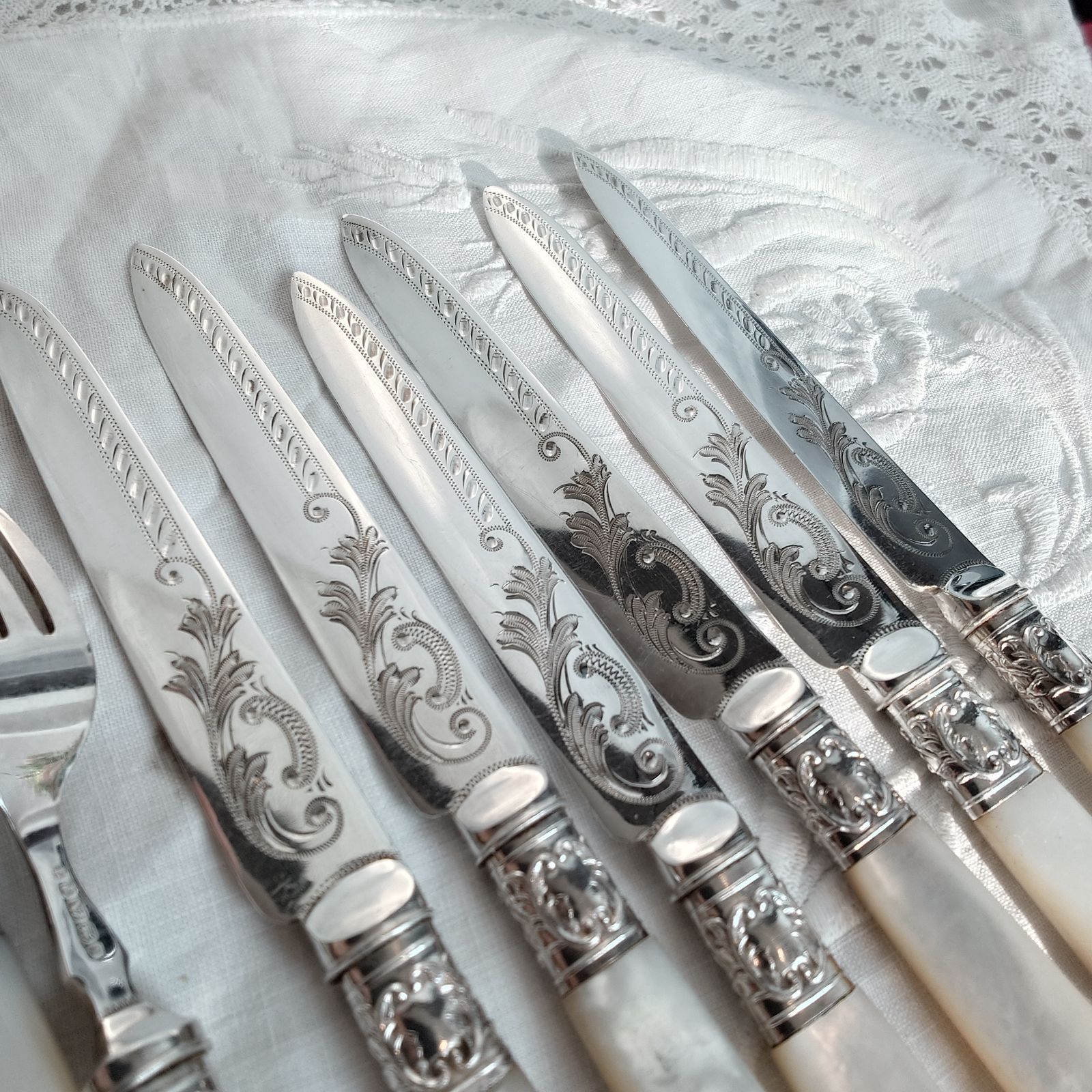 アンティーク 白蝶貝デザートカトラリーセット