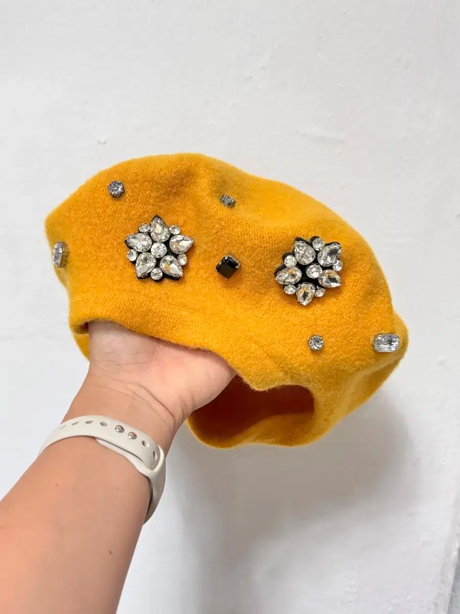 A.Testoni ア・テストーニ レディース ダイヤモンドアート装飾 ウール素材 帽子 ベレー帽