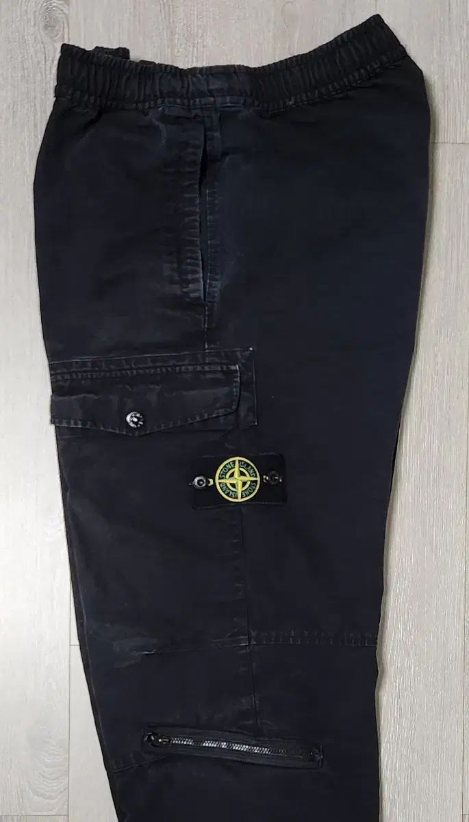 STONE ISLAND ストーンアイランド リップストック カーゴ ズボン W 30 パンツ Tシャツ 主役アイテム
