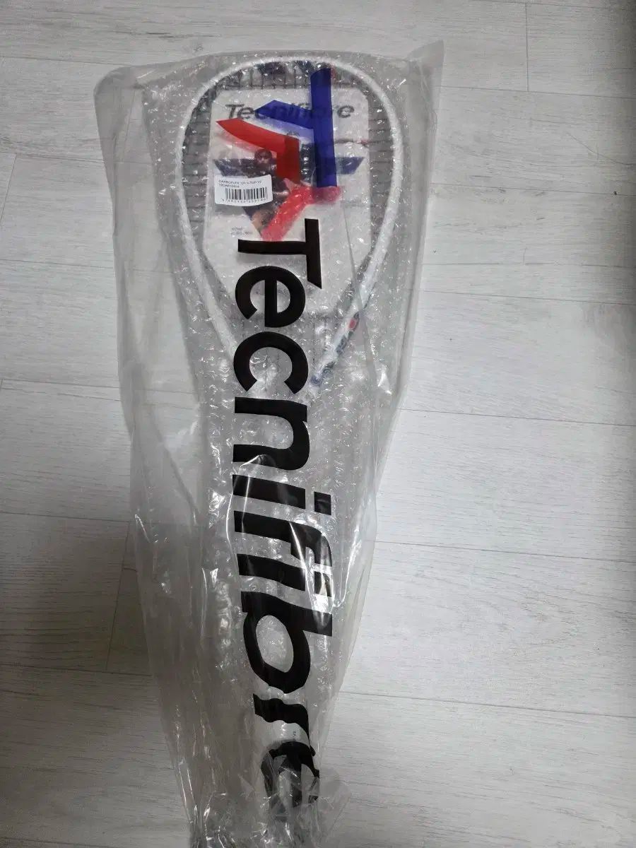 テクニファイバー carboflex XTOP 125 squash racket