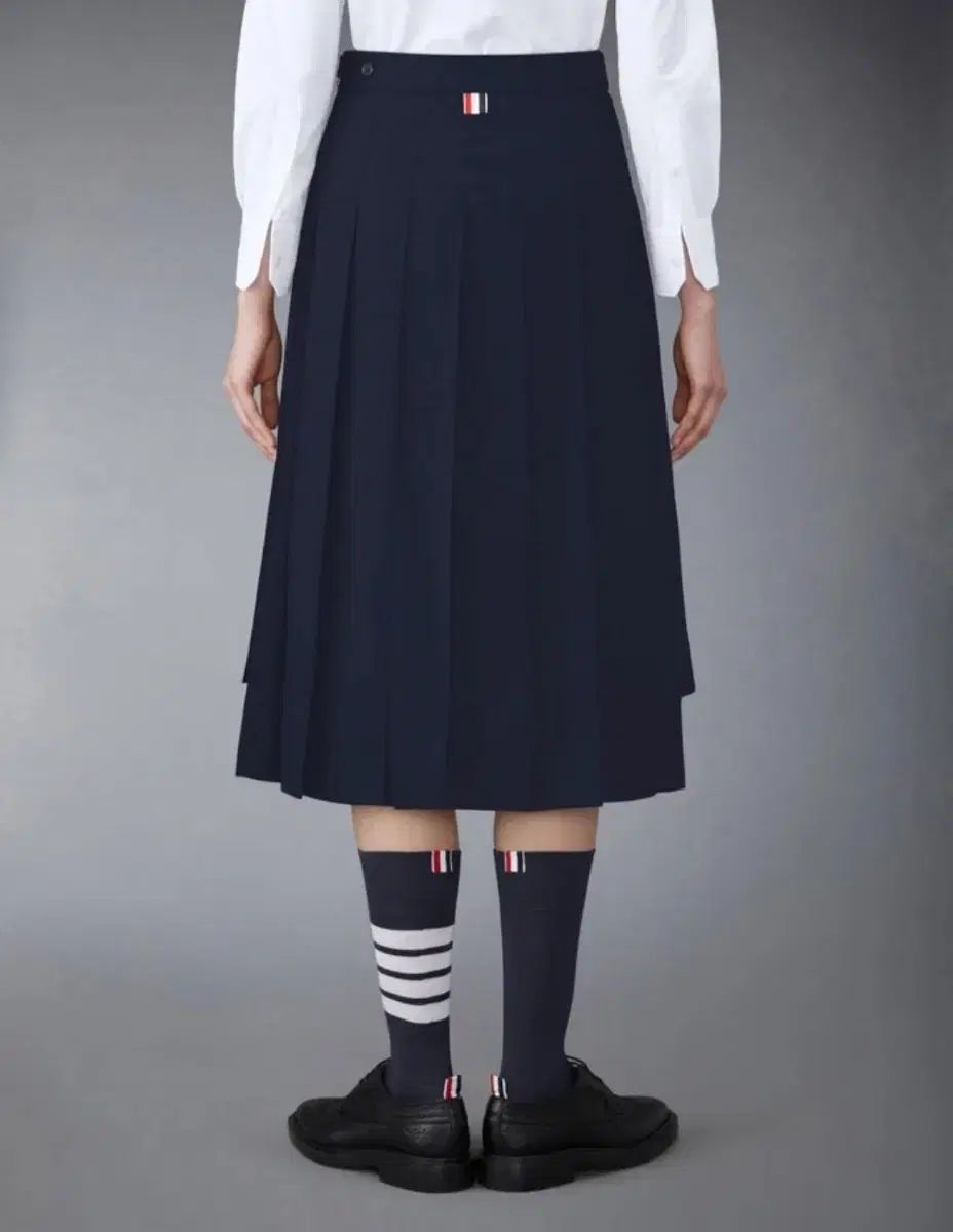 トム・ブラウン スカート - メルカリ