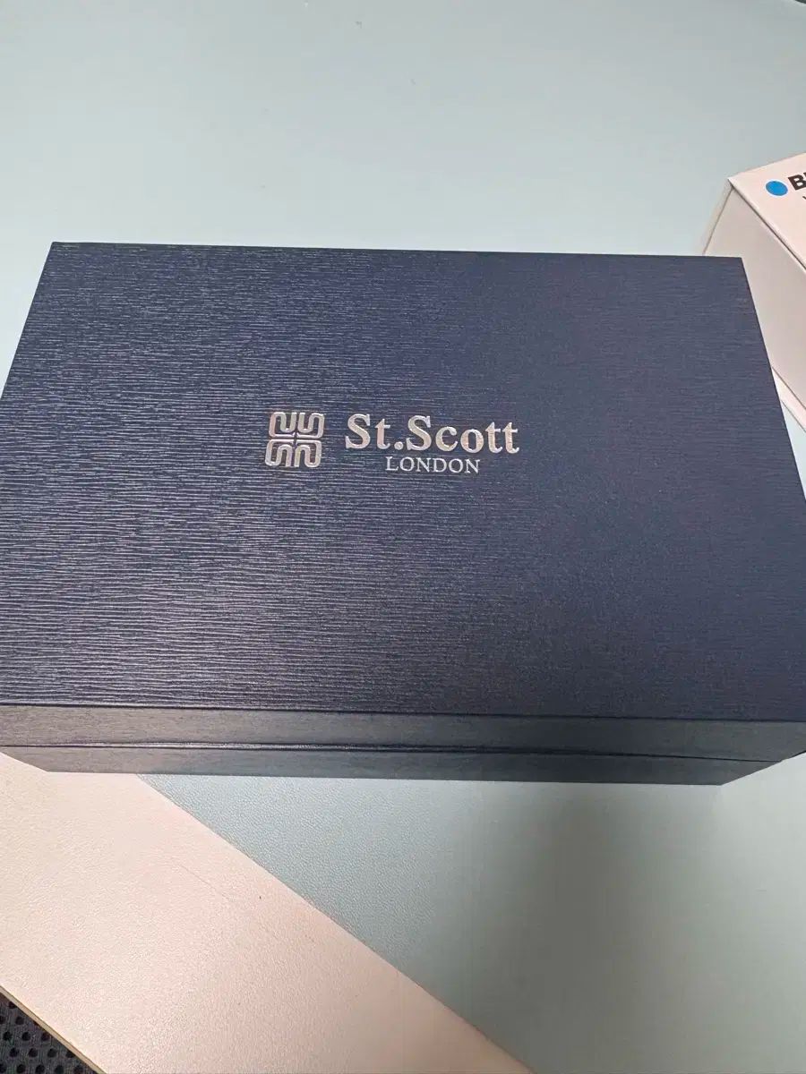 St Scott ロンドン ネイビー 時計
