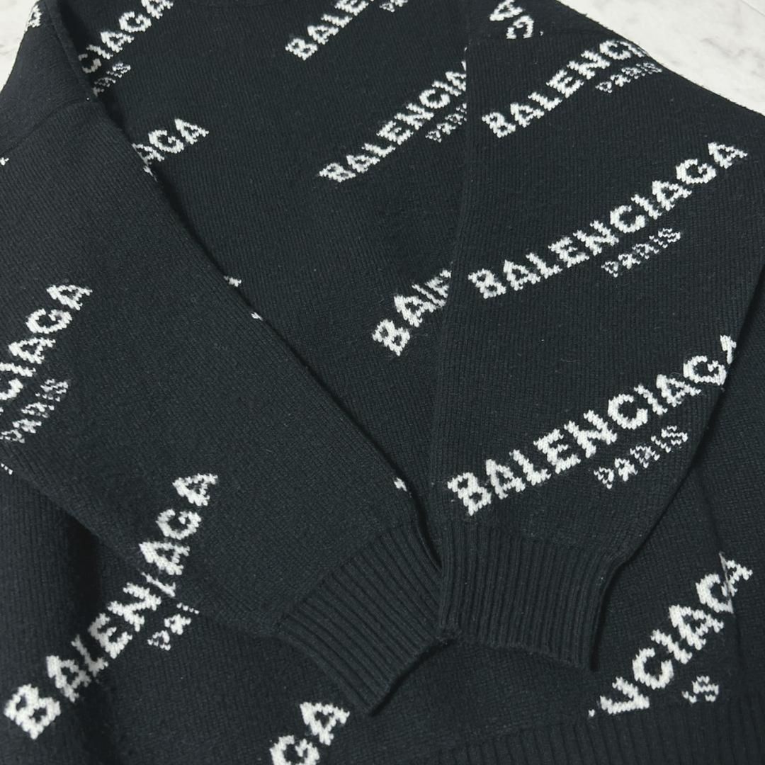 バレンシアガ オーバーサイズタートルネック ニット ジャガード ロゴ