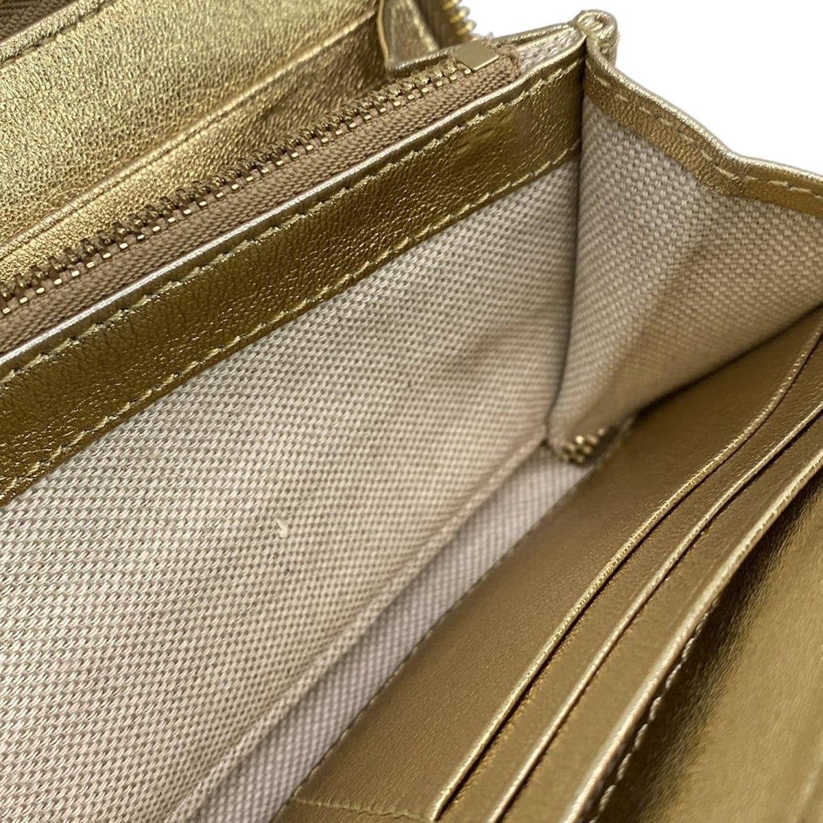 JIMMY CHOO(ジミーチュウ) 長財布 - ゴールド ラウンドファスナー