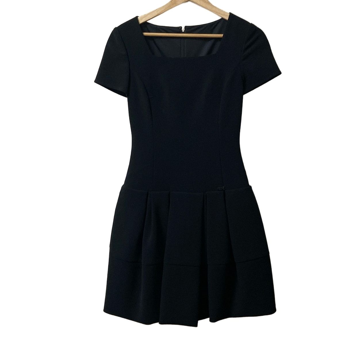 Rene(ルネ) ワンピース サイズ32 XS レディース美品 - 黒 半袖/ひざ丈