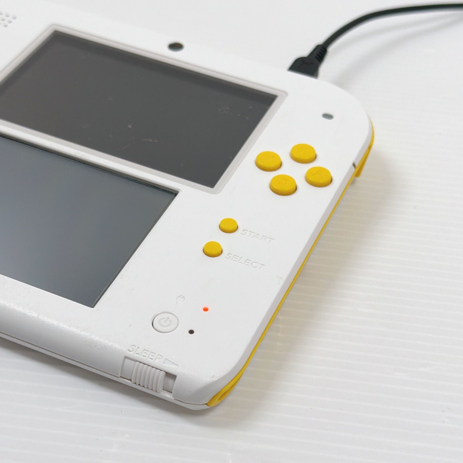 ニンテンドー 2DS スーパーマリオパック ホワイトイエロー 遊べる
