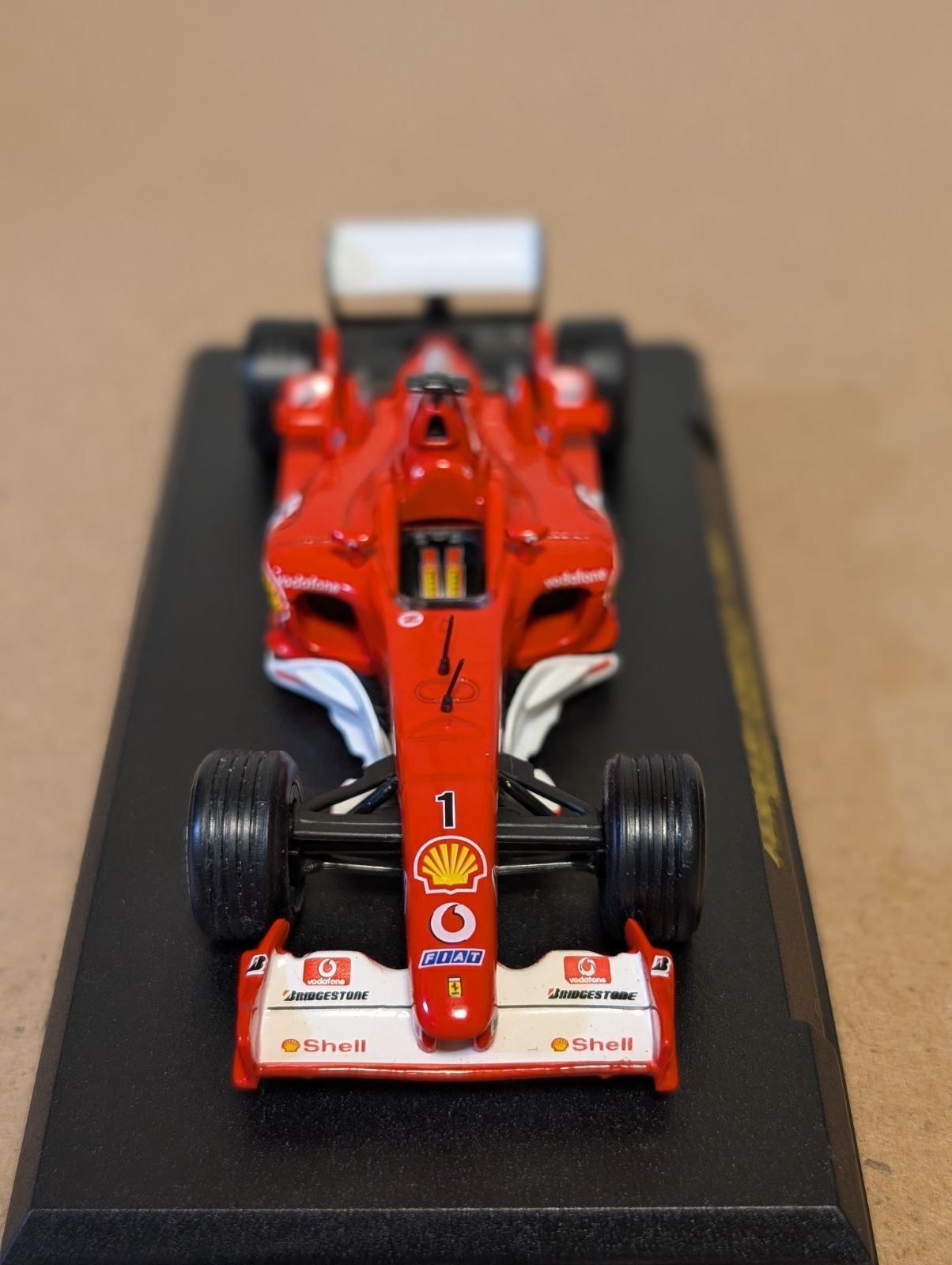 1/43フェラーリF2003‐GAミハエル・シューマッハアシェット フェラーリ