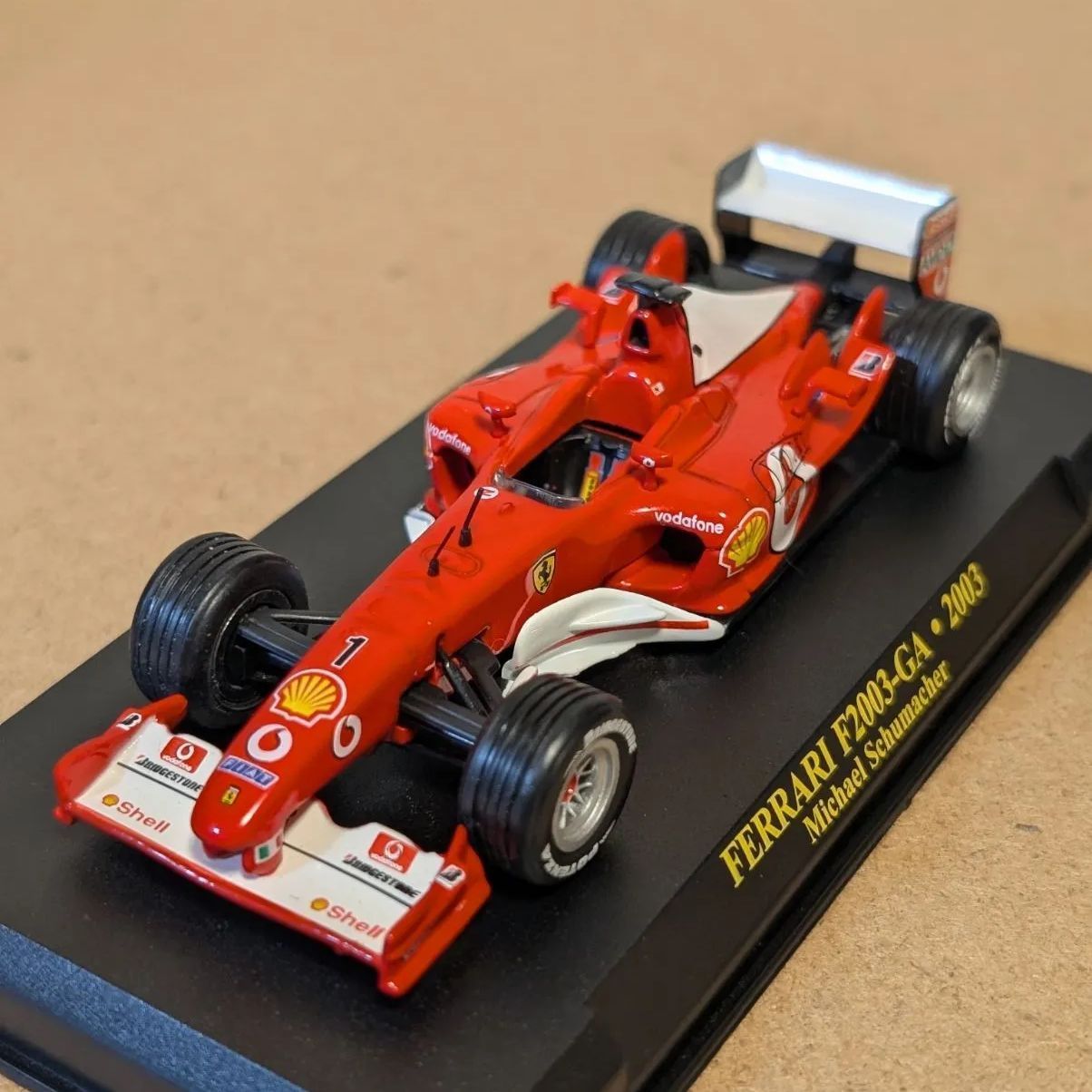 1/43フェラーリF2003‐GAミハエル・シューマッハアシェット フェラーリ
