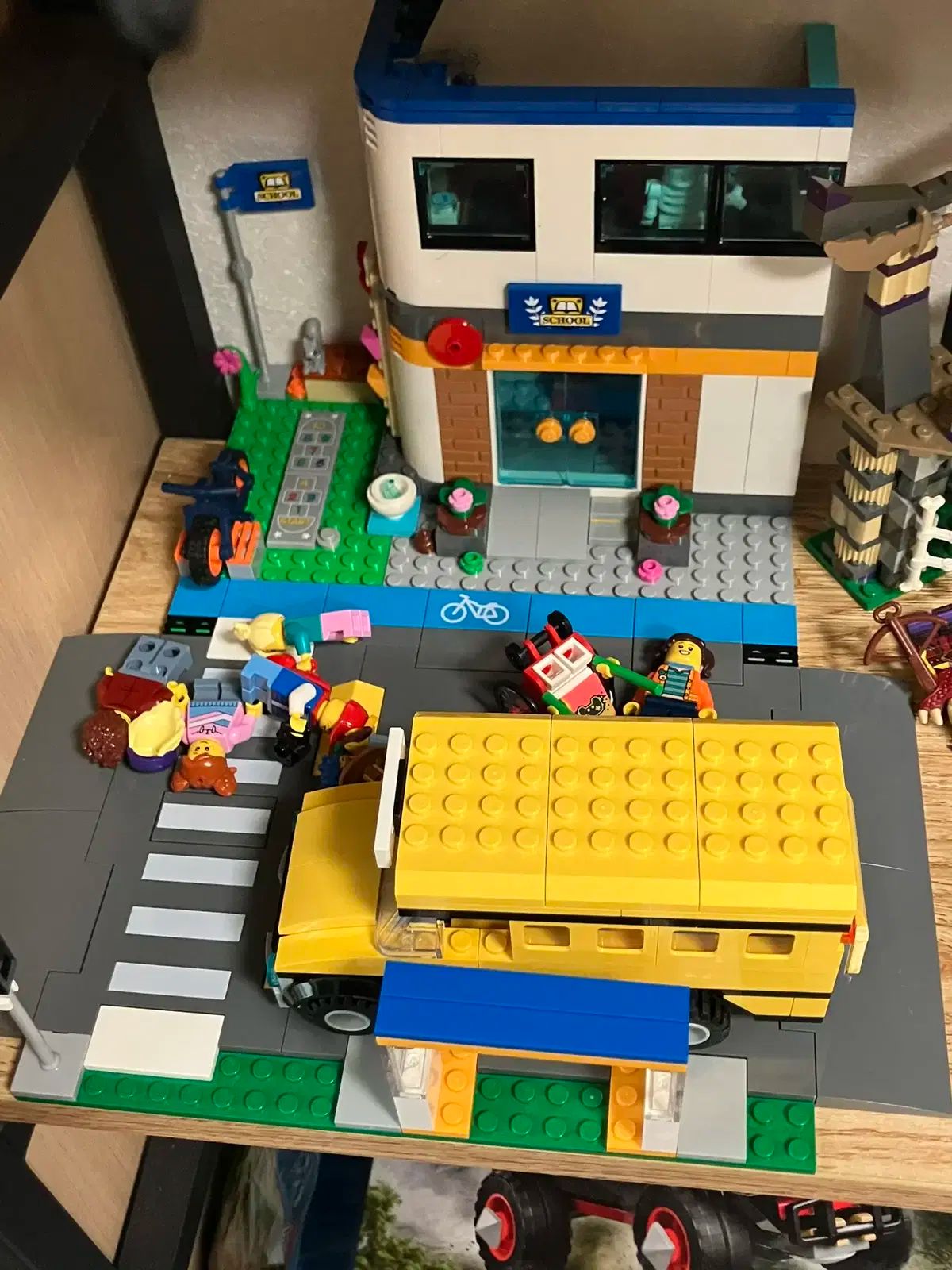 LEGOシティ Tシャツ 学校 60329