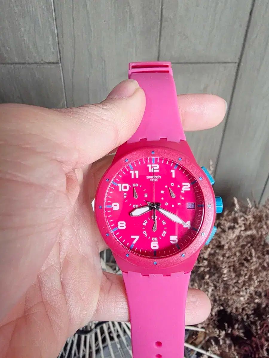 2012 スウォッチ ピンク クロノグラフ 時計